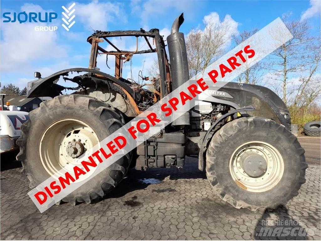Valtra S374 Traktoriai