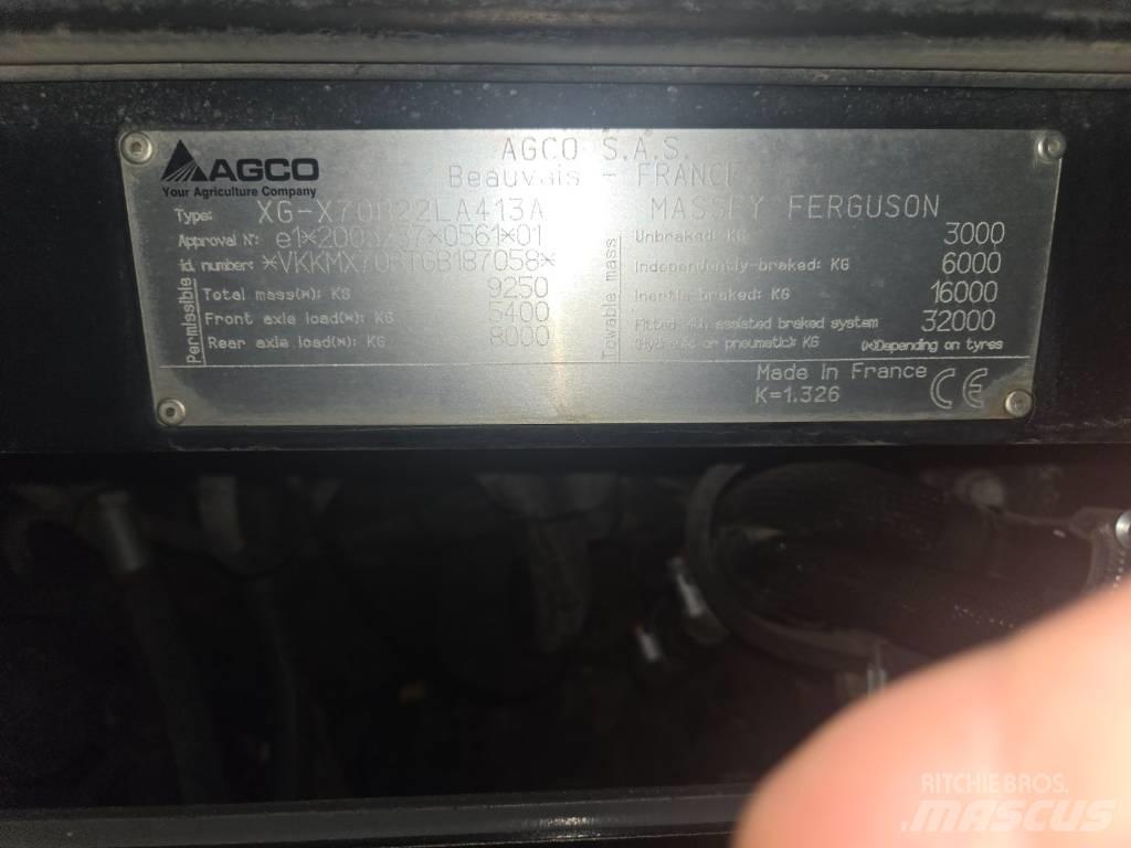 Massey Ferguson 7715 Traktoriai