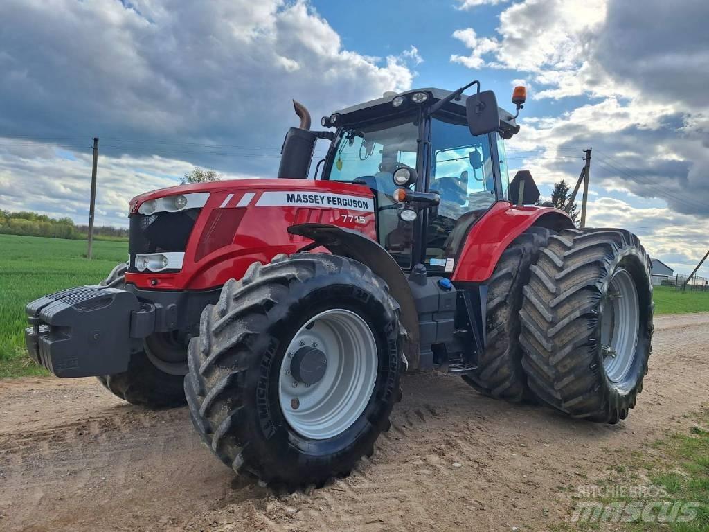 Massey Ferguson 7715 Traktoriai