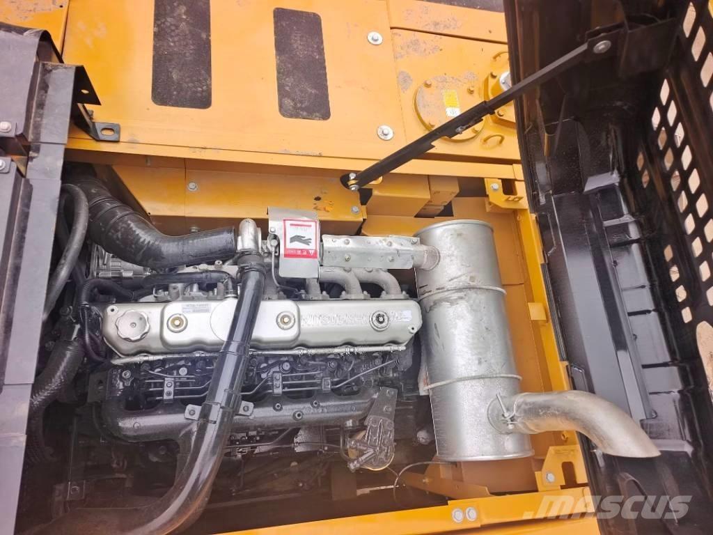 Sany SY 215 C Vikšriniai ekskavatoriai