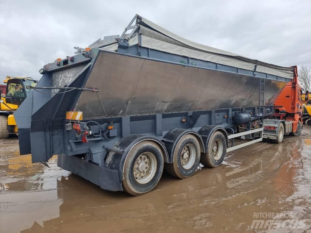 Red River RR-LB827 Dengtos puspriekabės