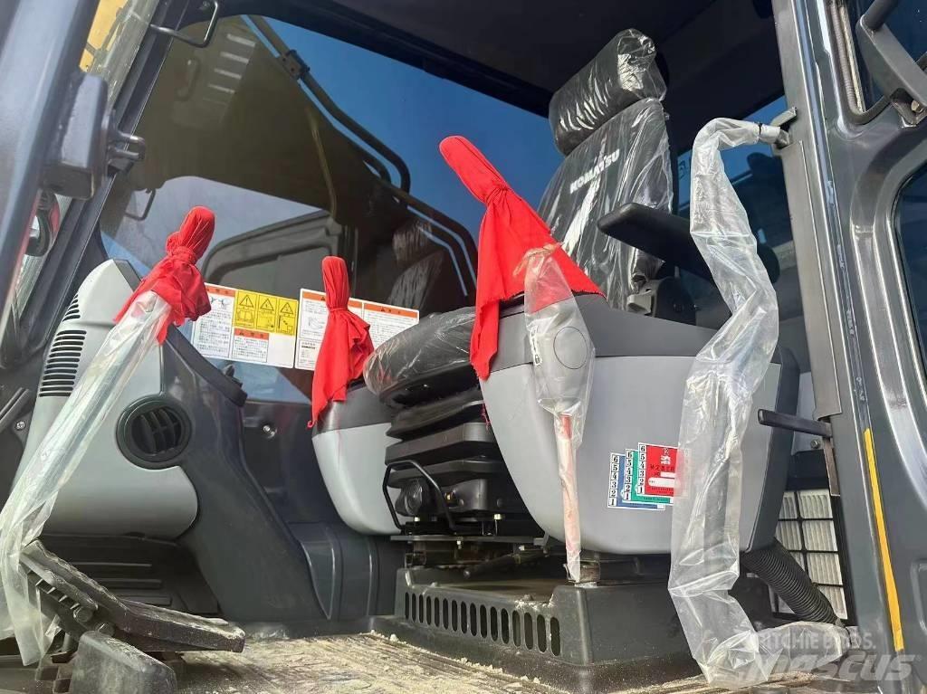 Komatsu PC450-8 Vikšriniai ekskavatoriai
