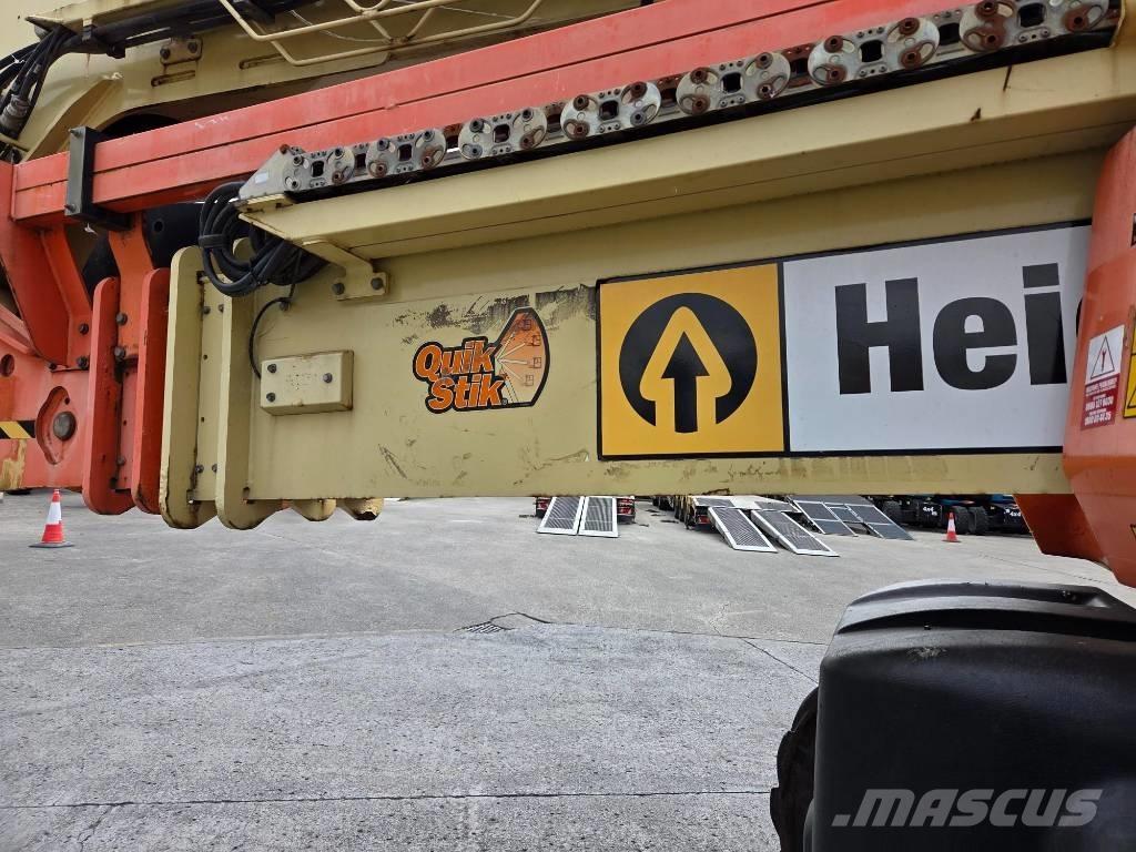 JLG 1250 AJP Alkūniniai keltuvai