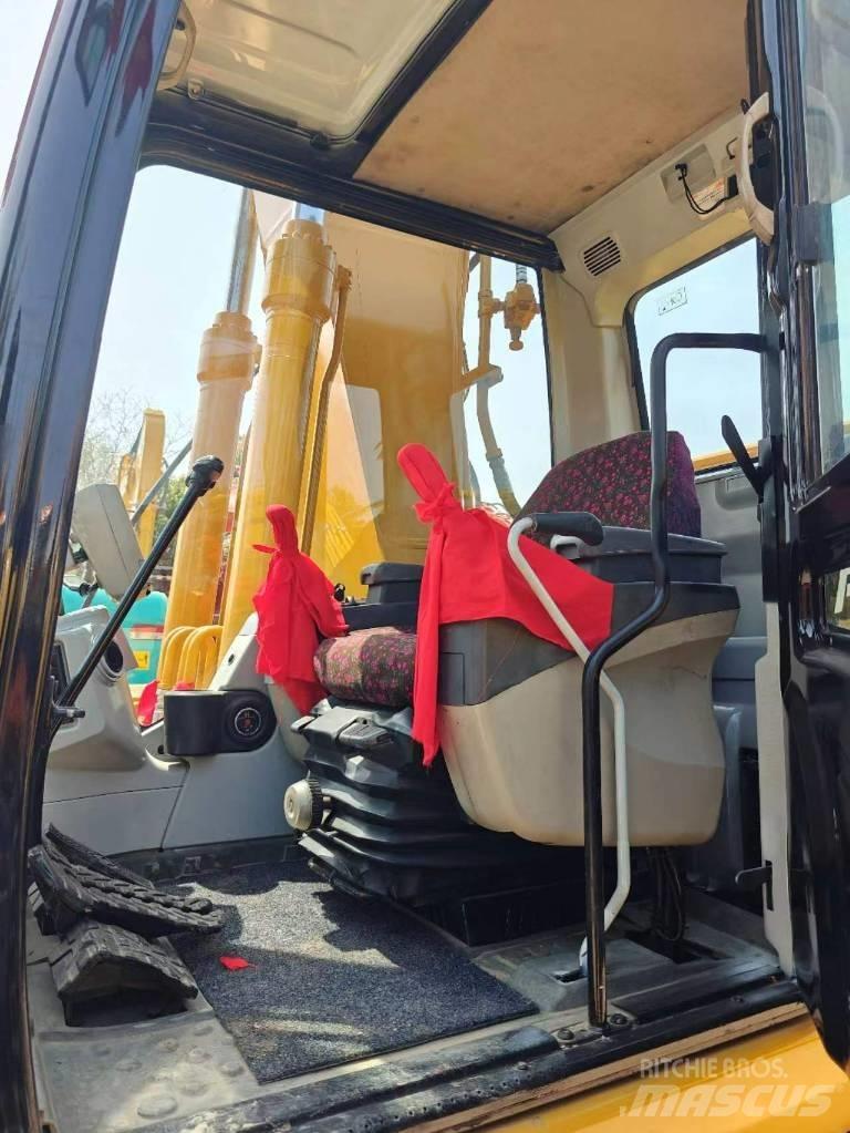 CAT CAT320C Vidutinės galios ekskavatoriai 7-12 t