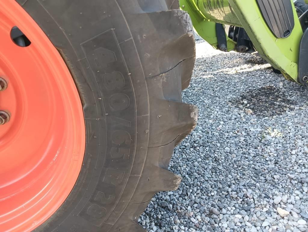 CLAAS Arion 460 Traktoriai