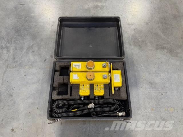 Dynapac DEMAG / VOLVO Asfalto klotuvai