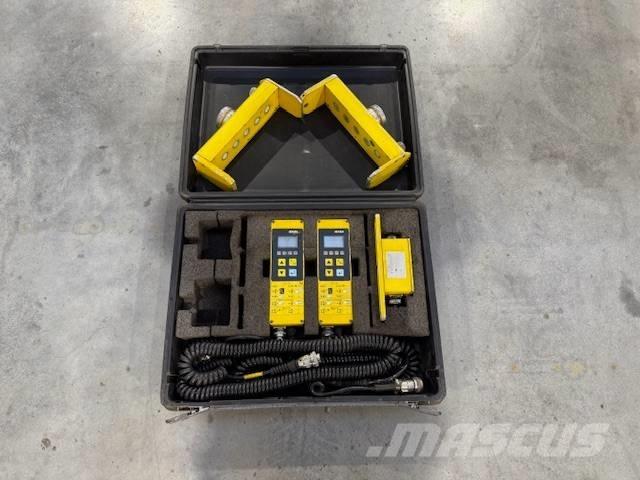 Dynapac DEMAG / VOLVO Asfalto klotuvai