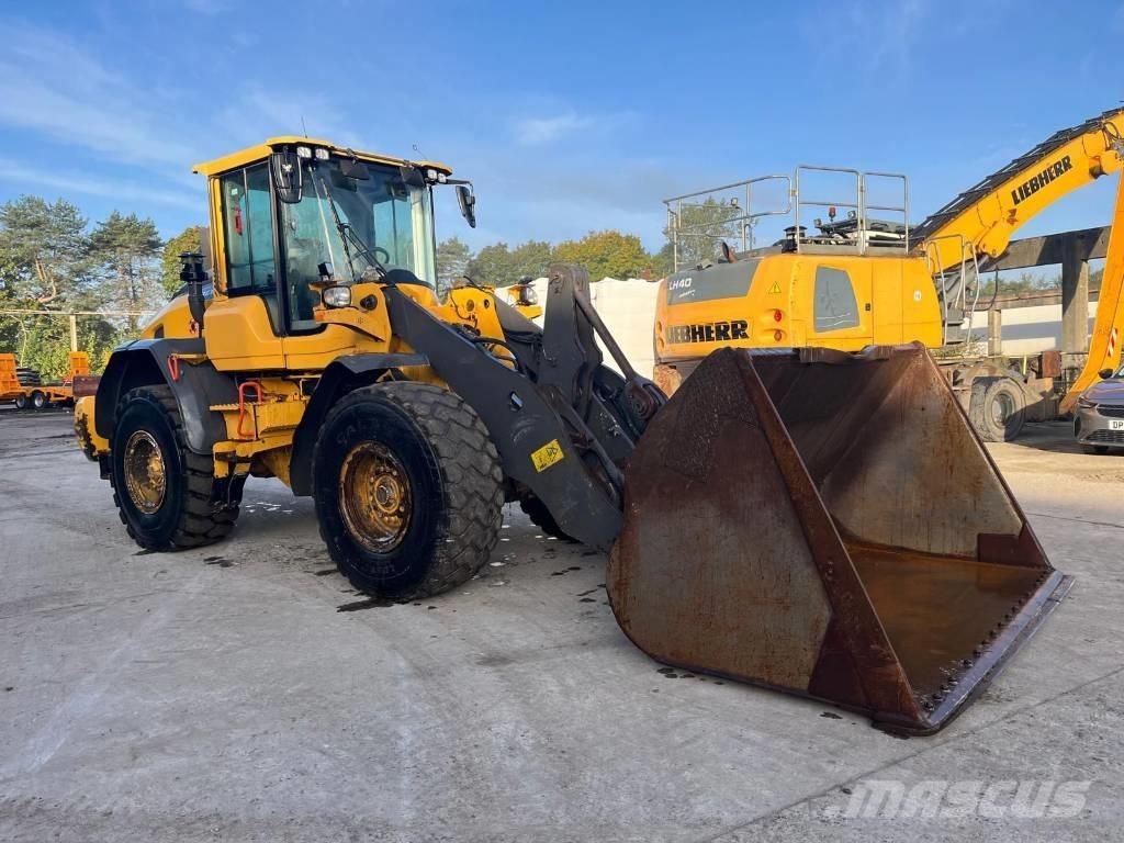 Volvo L 90 H Naudoti ratiniai krautuvai