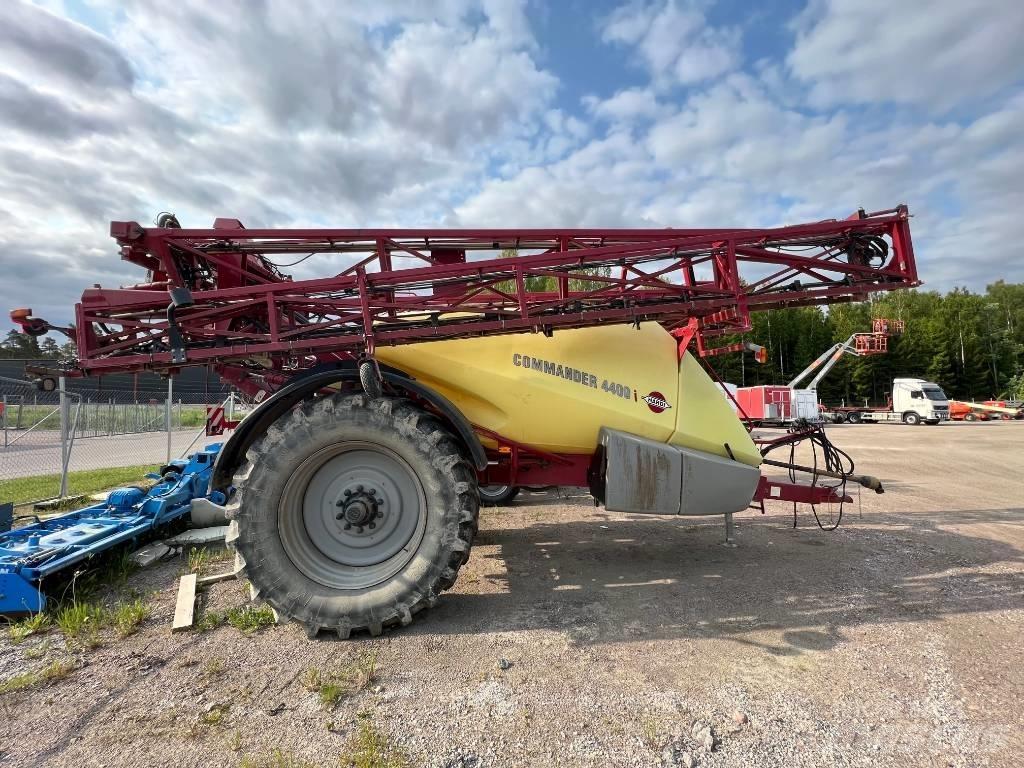 Hardi Commander 4400 Prikabinami purkštuvai