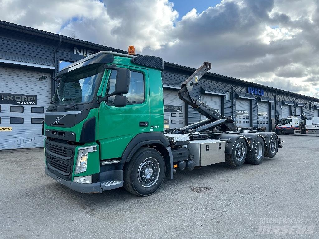 Volvo FM 420 8x2/4 Sunkvežimiai su keliamuoju kabliu