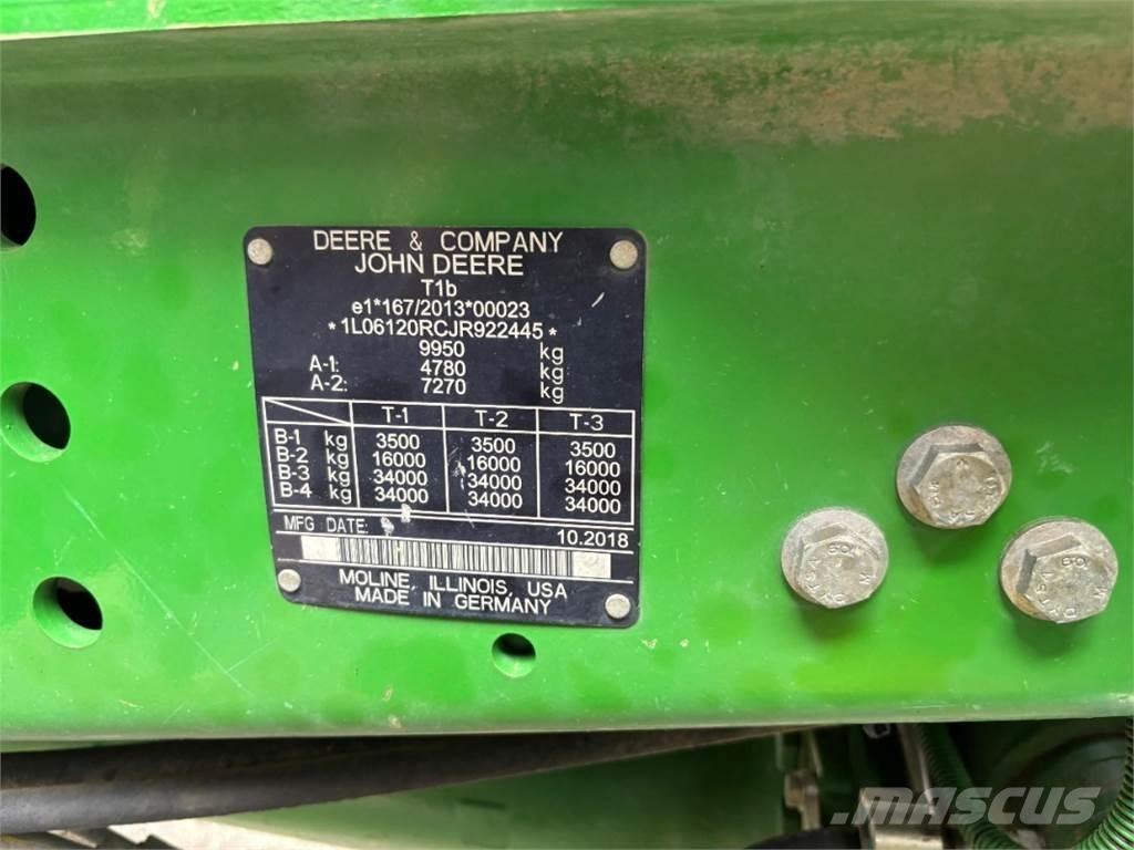 John Deere 6120R Traktoriai