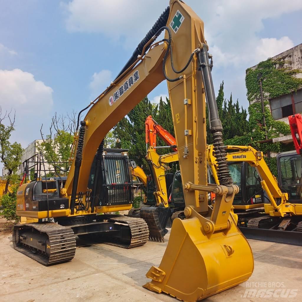 CAT 320D Vikšriniai ekskavatoriai