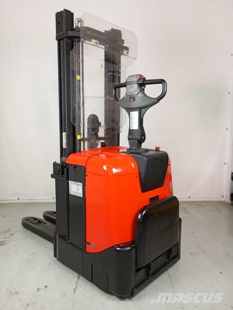 BT SPE 125 Savaeigiai rietuvai