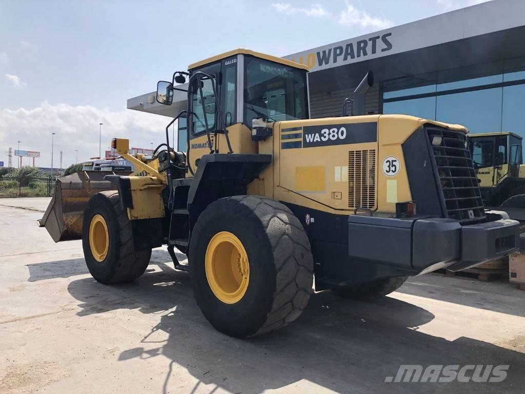 Komatsu WA 380-5H Naudoti ratiniai krautuvai