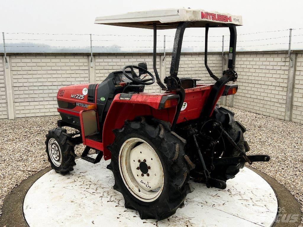 Mitsubishi MT225 Traktoriai