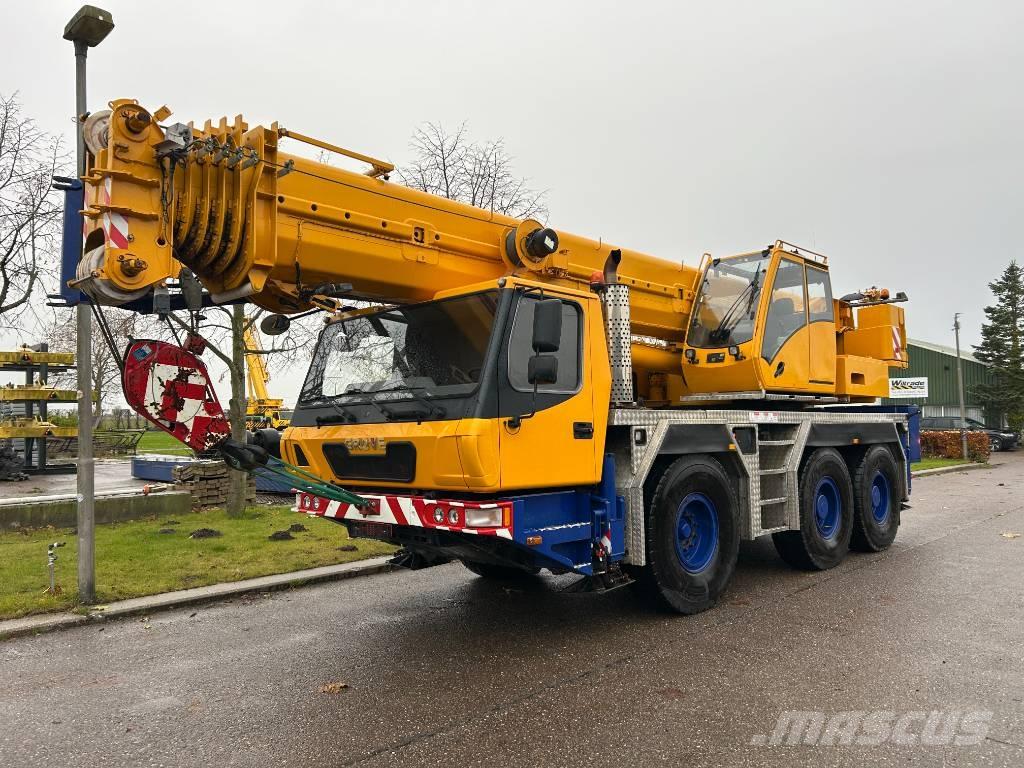 Grove GMK 3055 All terrain cranes