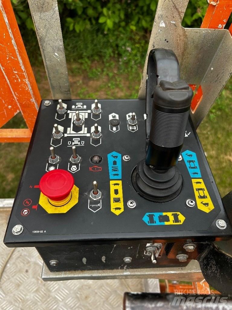 Snorkel S 3370 RT Žirkliniai keltuvai
