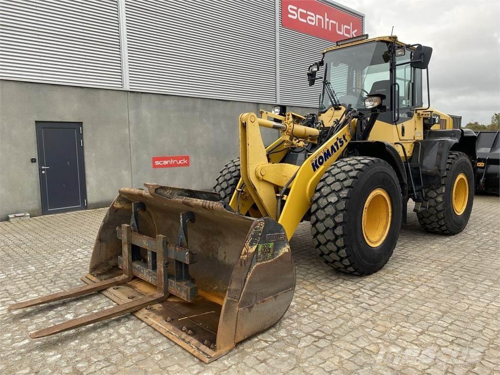 Komatsu WA200-7 Naudoti ratiniai krautuvai