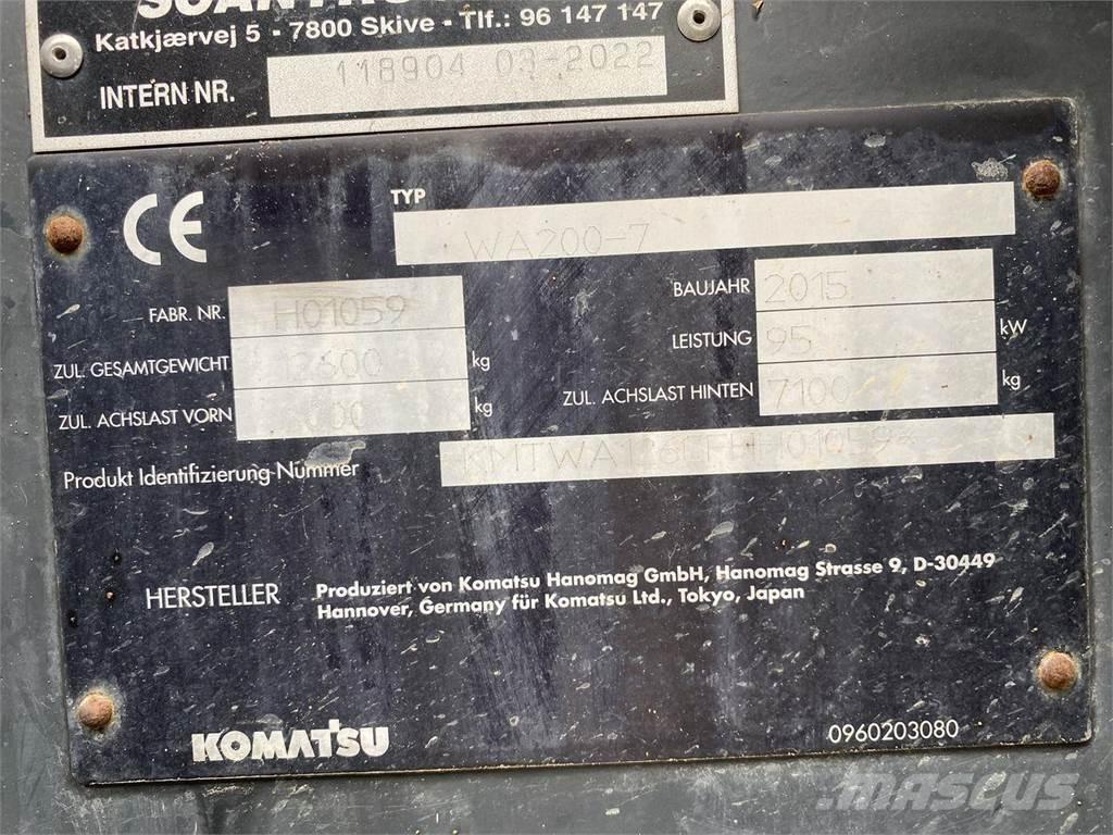 Komatsu WA200-7 Naudoti ratiniai krautuvai