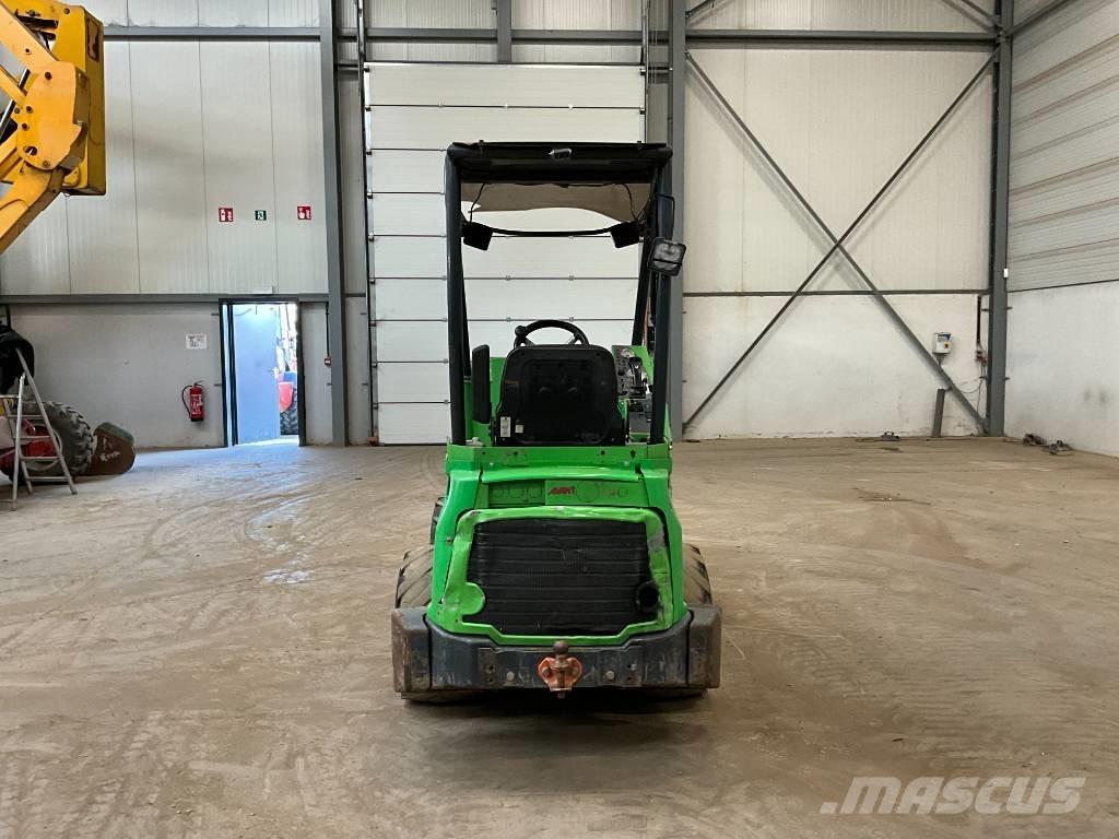 Avant R 28 T S Mini krautuvai