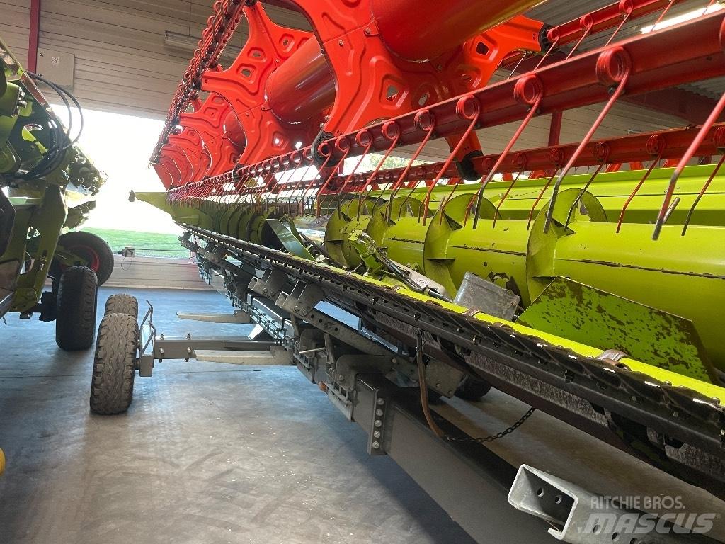 CLAAS Lexion 660 Derliaus nuėmimo kombainai