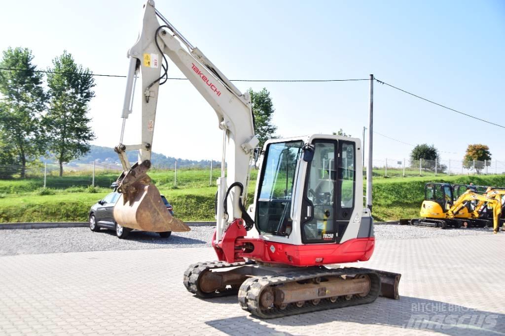 Takeuchi TB250 , A/C Mini ekskavatoriai < 7 t