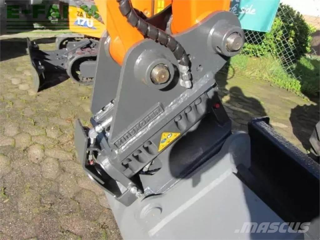 Hitachi zx 33 u-6 Ratiniai ekskavatoriai