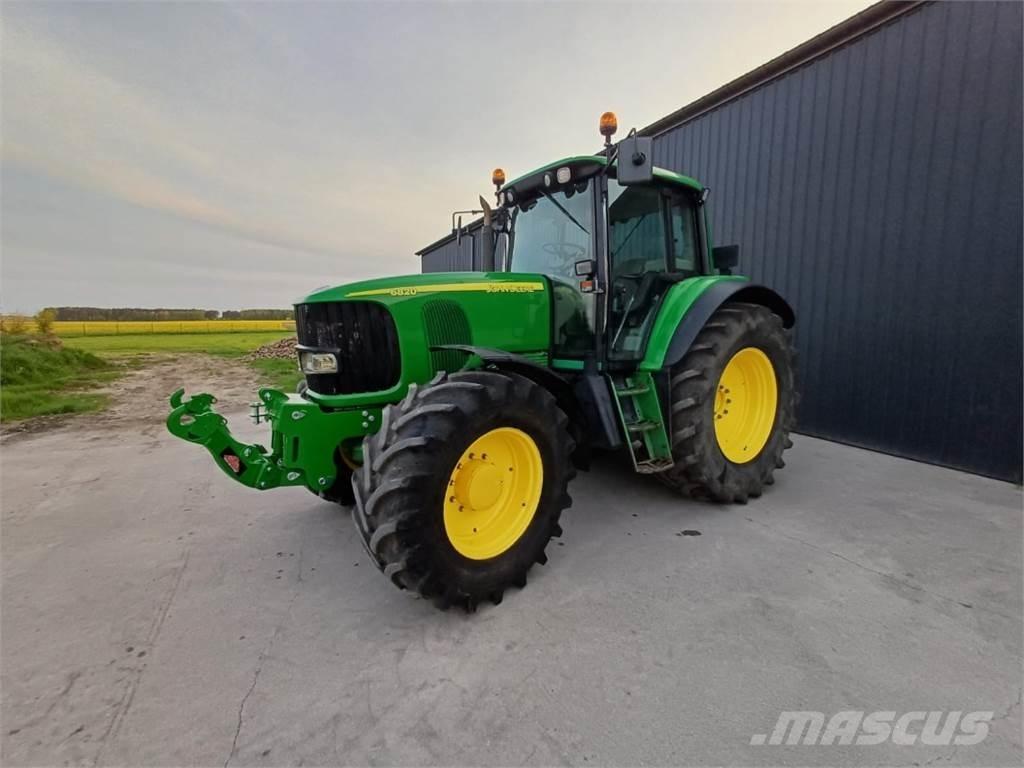 John Deere 6820 Traktoriai
