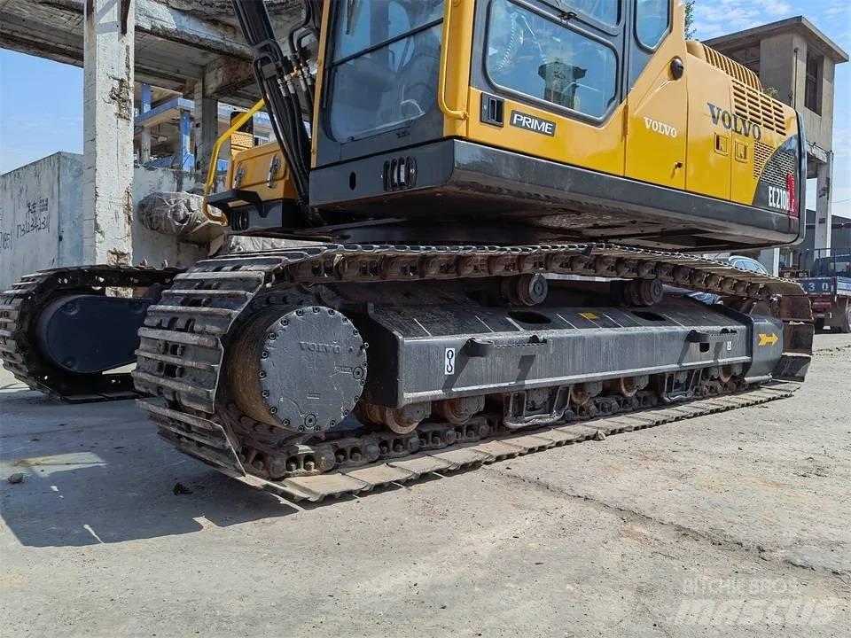 Volvo EC 210 B LC Vidutinės galios ekskavatoriai 7-12 t