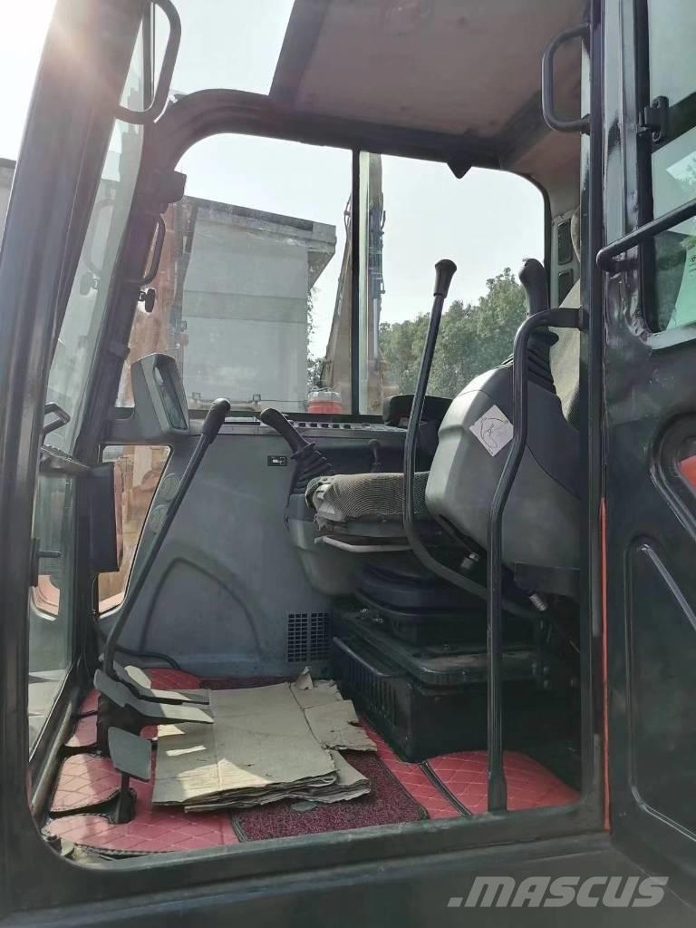 Doosan DX 60-9 C Vidutinės galios ekskavatoriai 7-12 t