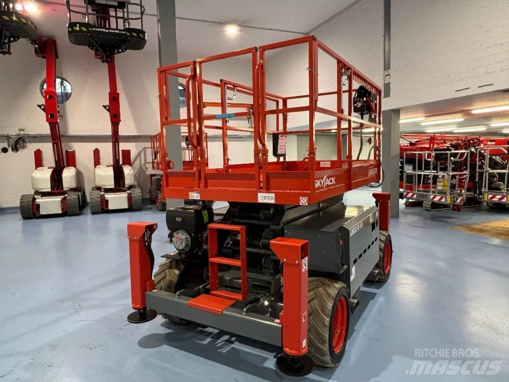 SkyJack SJ 6832 RTE Žirkliniai keltuvai