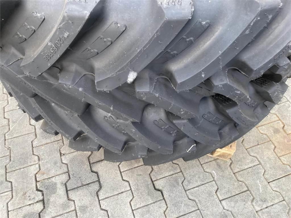 BKT 420/85R38 Padangos, ratai ir ratlankiai