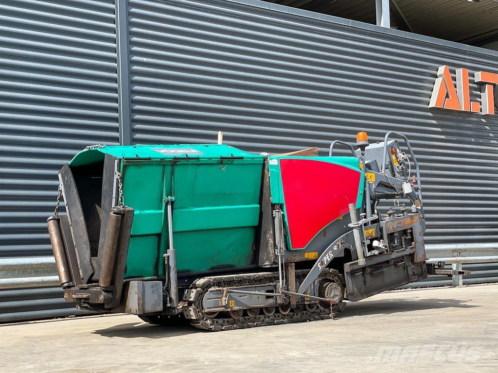 Vögele SUPER 800 Asfalto klotuvai