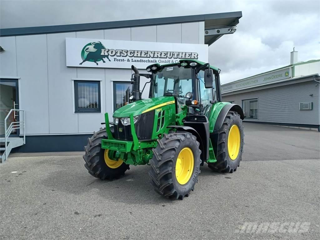 John Deere 6110M Traktoriai