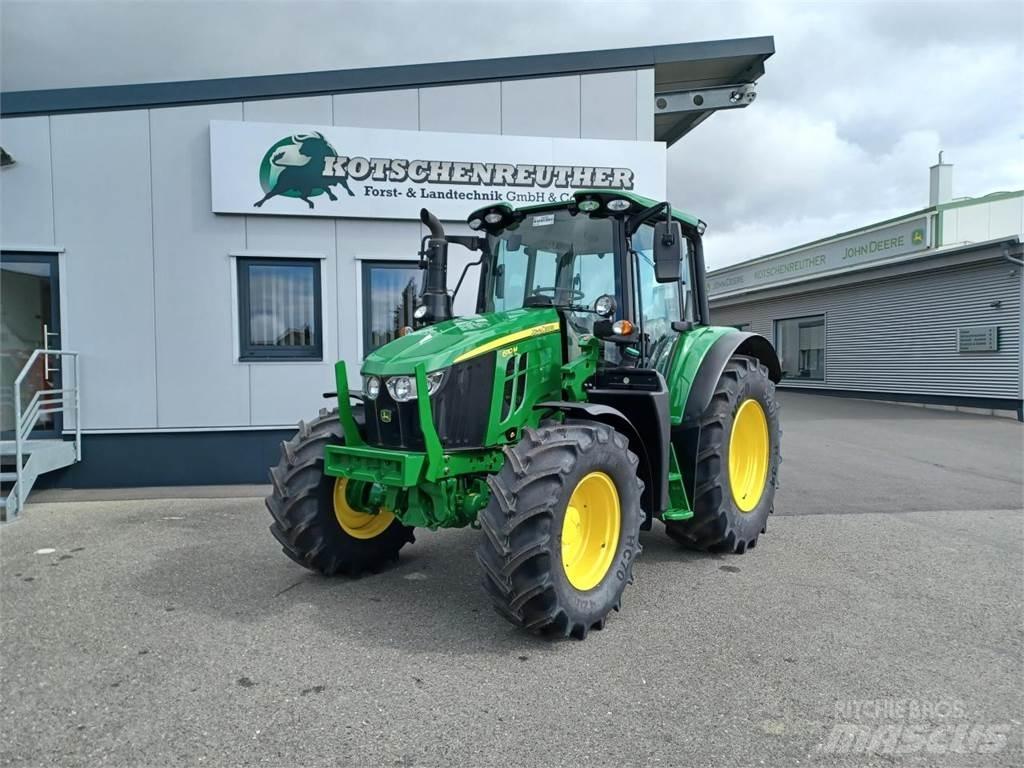 John Deere 6110M Traktoriai