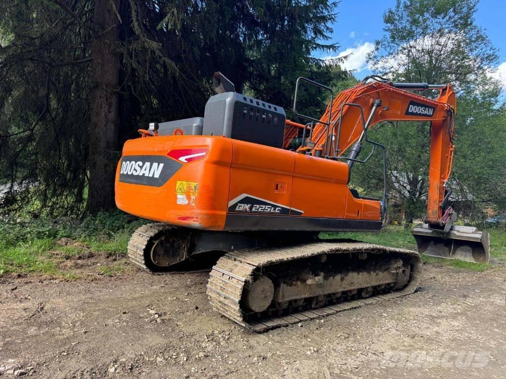 Doosan DX 225 LC-7 Vikšriniai ekskavatoriai