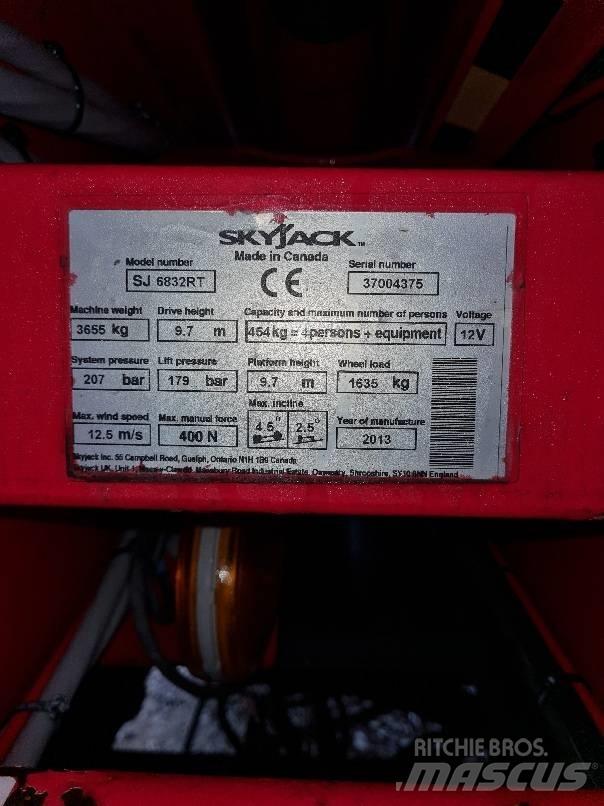 SkyJack SJ 6832 Žirkliniai keltuvai