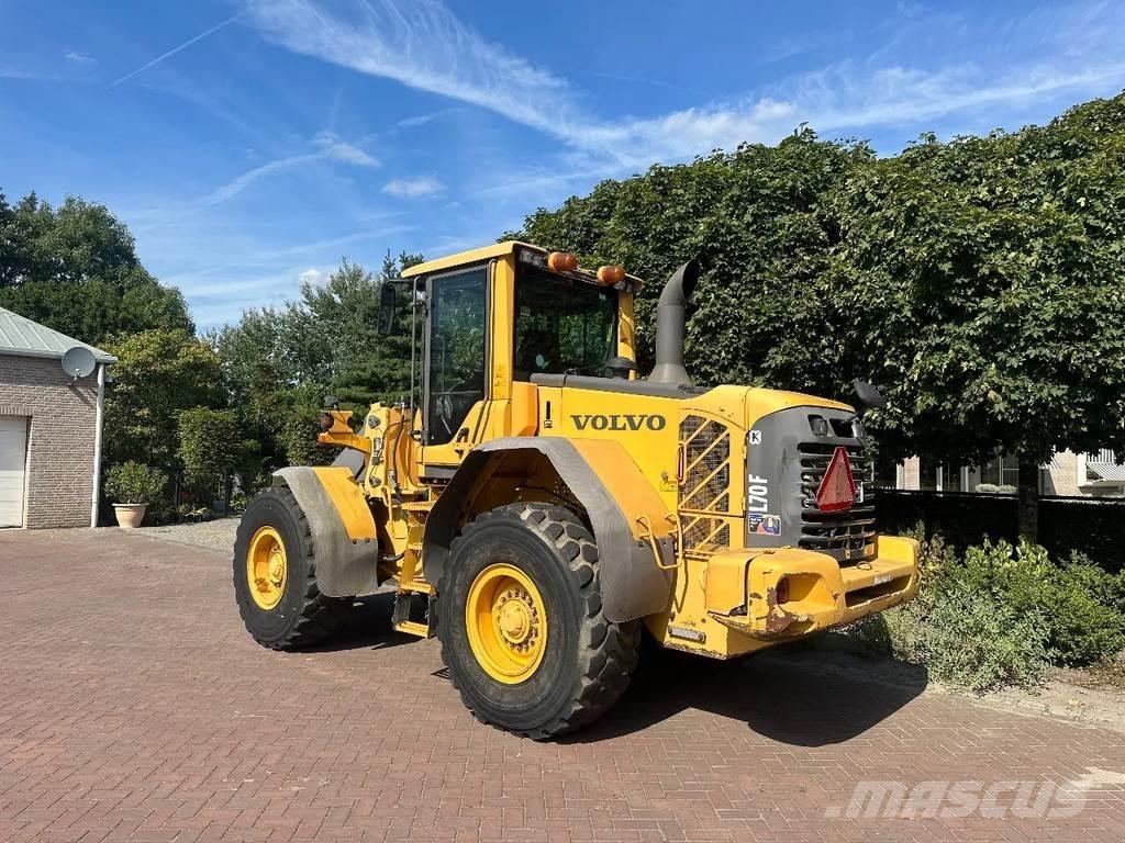 Volvo L70 F Naudoti ratiniai krautuvai