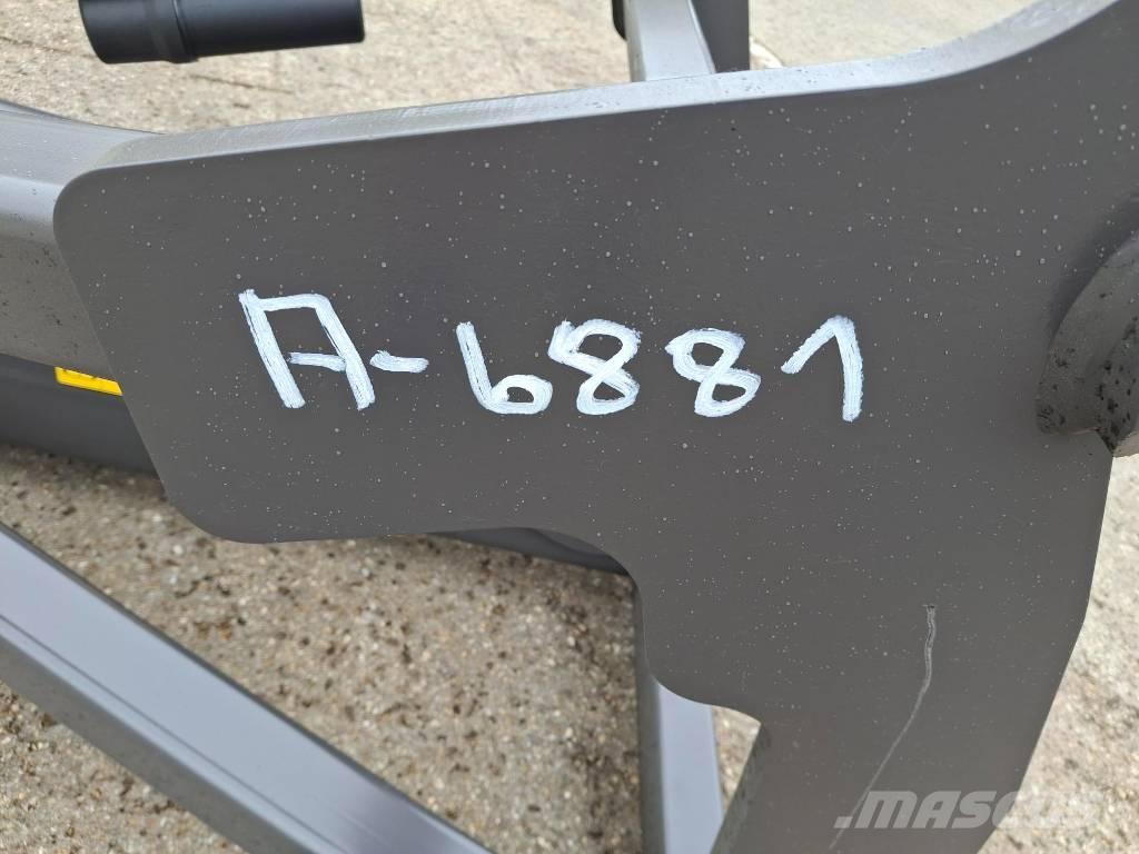 Volvo Lastarm #A-6881 Kiti naudoti statybos komponentai