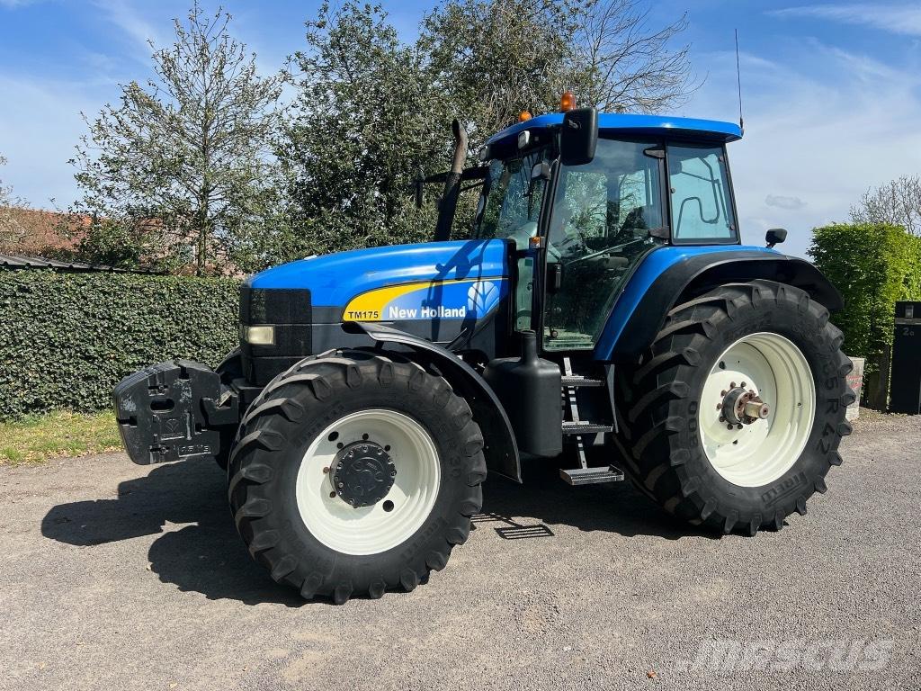 New Holland TM 175 Traktoriai