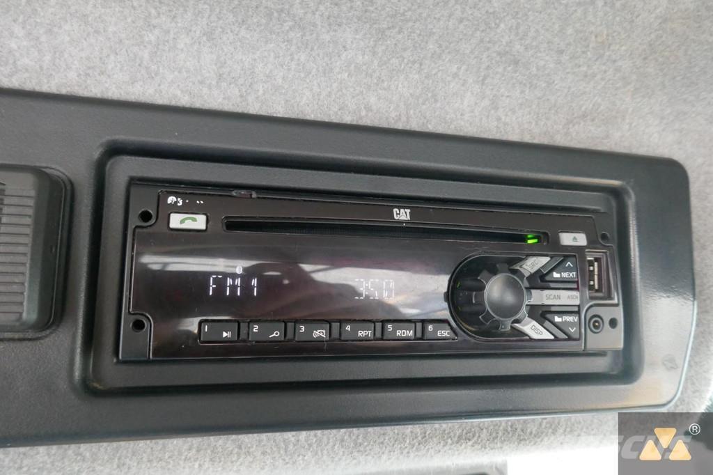 CAT 966M Naudoti ratiniai krautuvai