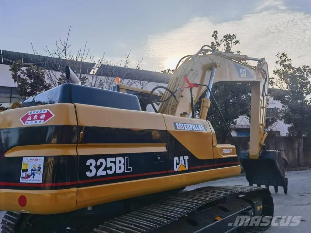CAT 325 B L Vikšriniai ekskavatoriai