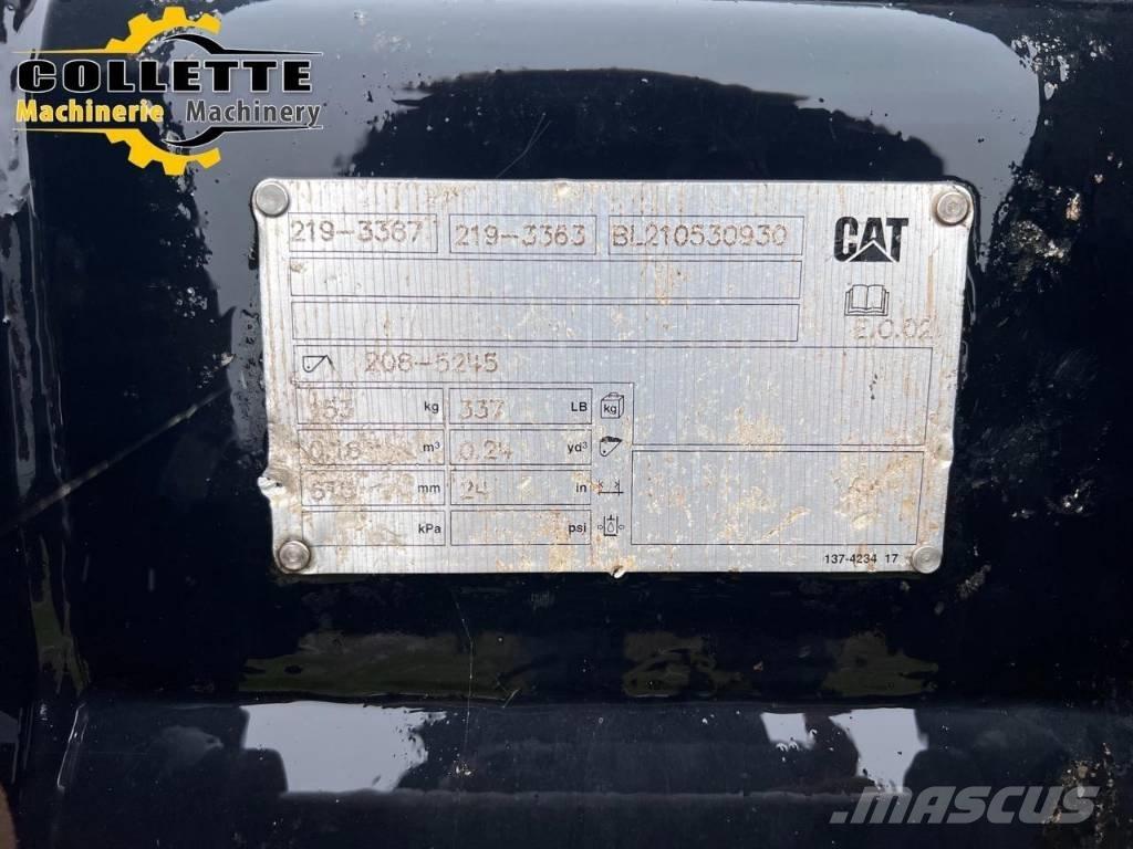 CAT Backhoe Bucket Kiti naudoti traktorių priedai