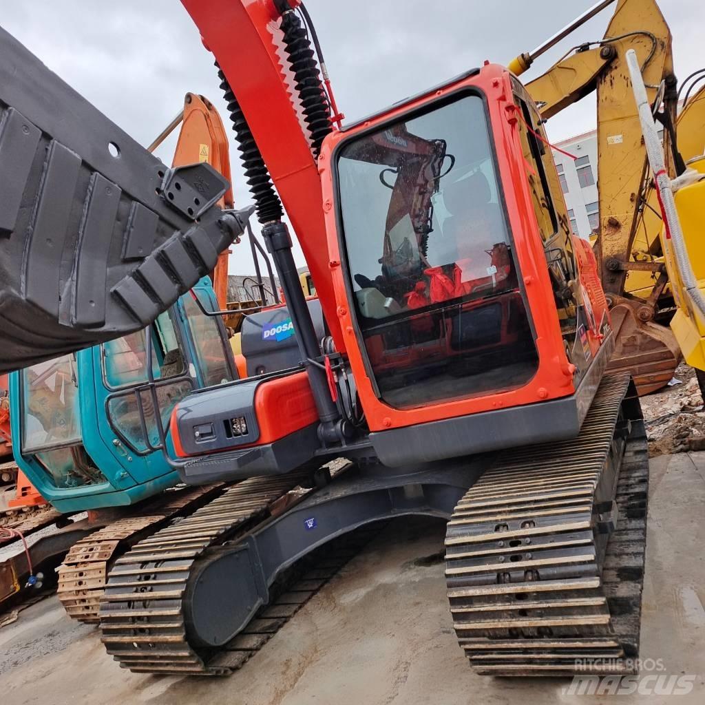Doosan DH 150 Vikšriniai ekskavatoriai