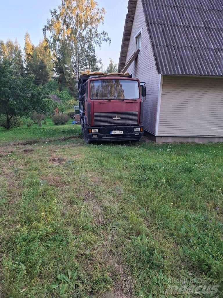 MAZ 551633 Savivarčių priekabų vilkikai