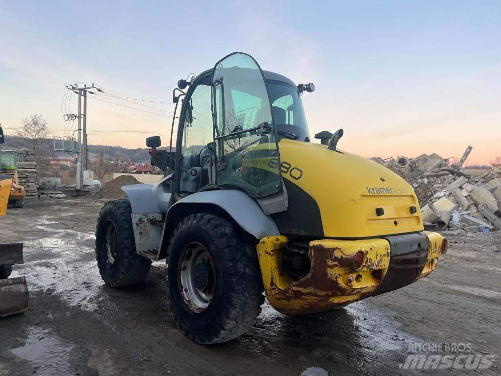 Kramer-allrad 880 Naudoti ratiniai krautuvai