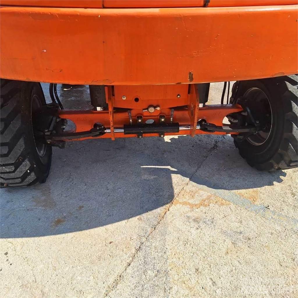 JLG 460SJ Teleskopiniai keltuvai