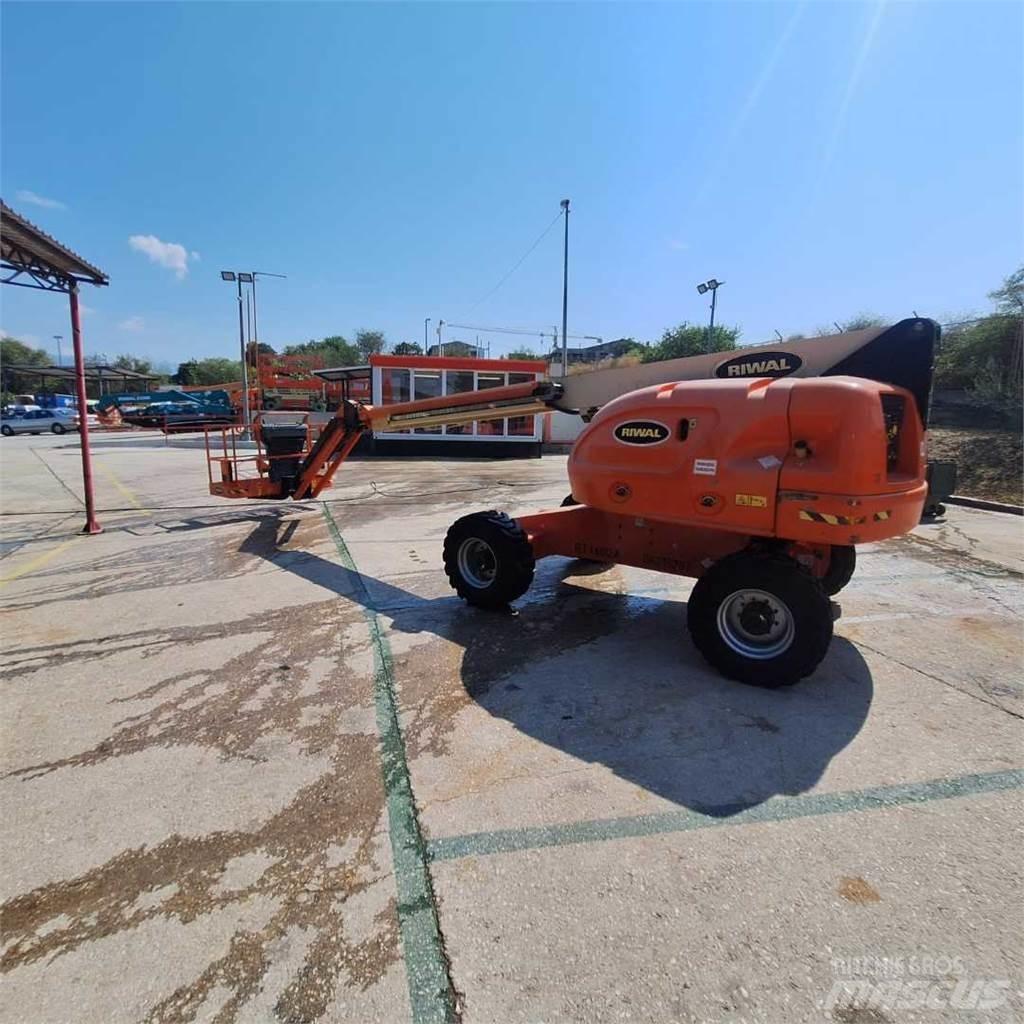 JLG 460SJ Teleskopiniai keltuvai