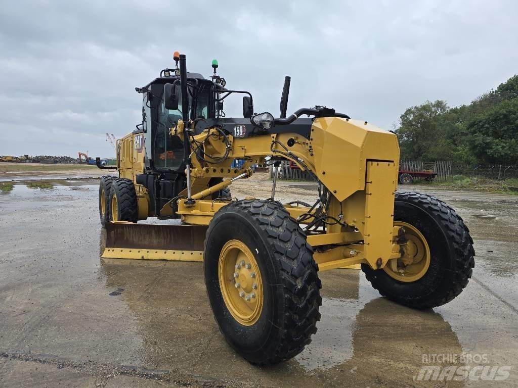 CAT 150 Greideriai