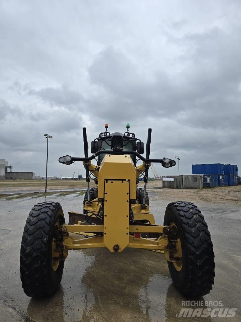 CAT 150 Greideriai